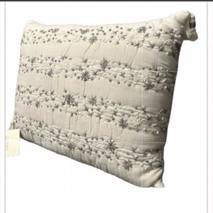 Splendid Decorative Pillow w/cross Stitch Embroidery NWT
Final price cut